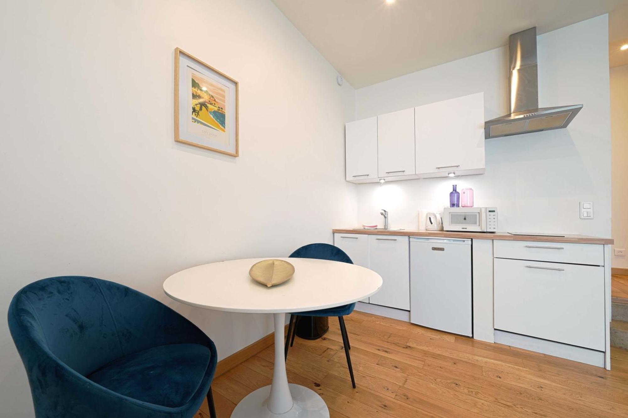 Superbe Appartement De 2 Pieces ปารีส ภายนอก รูปภาพ